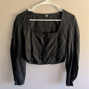 NWT Amuse Society Button Crop Top